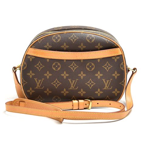 louis vuitton monogram canvas blois bag|LOUIS VUITTON Monogram Blois 1458321 .